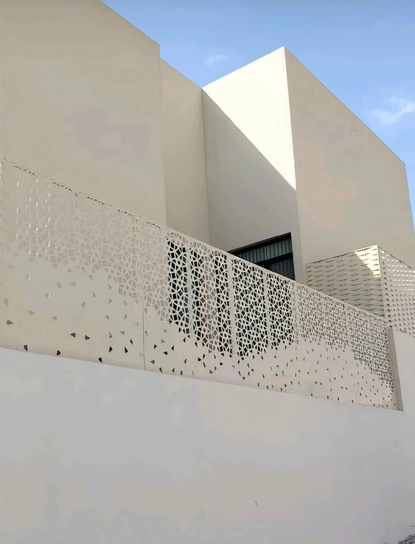 بناء ملاحق بالرياض